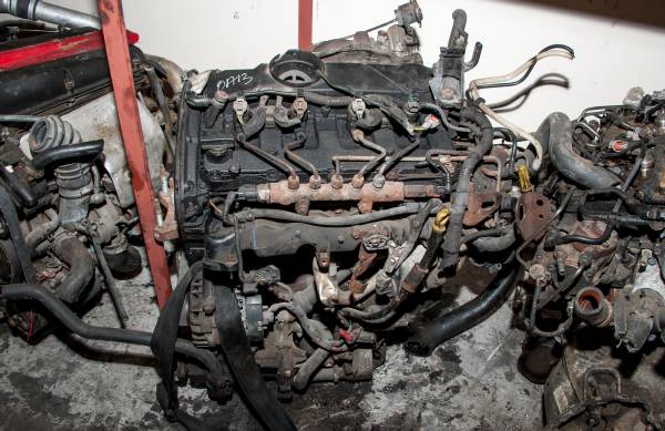 FORD TRANSİT 120 - 120 V ÇIKMA PARÇA  ÖNDEN ÇEKİŞLİ MOTORLARII